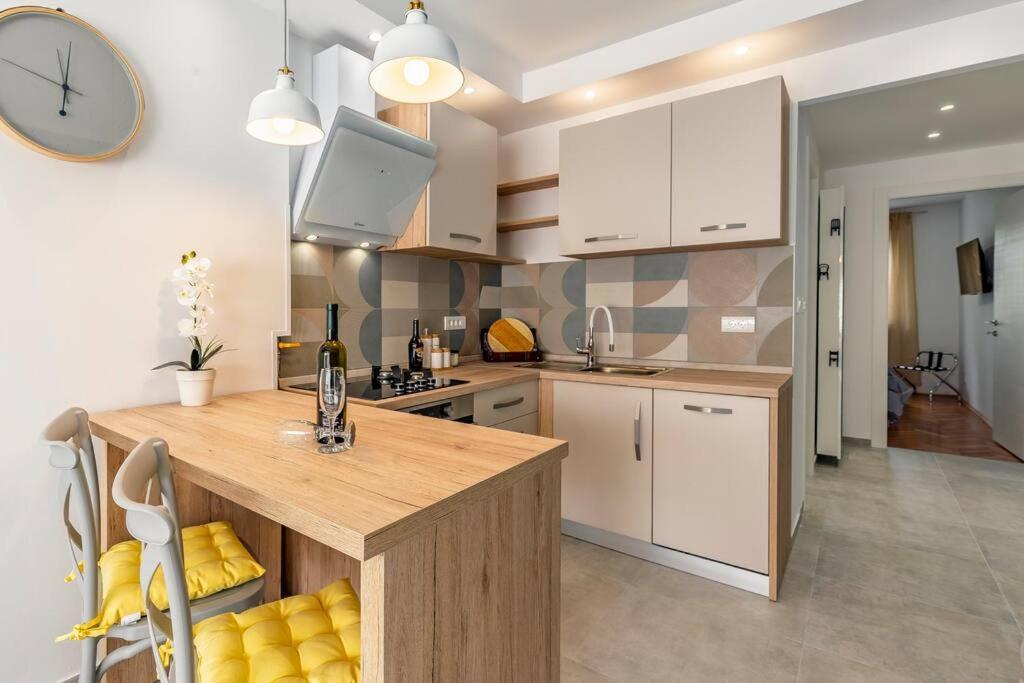 New Two Bedroom Apartment Maloni Pula Exterior foto